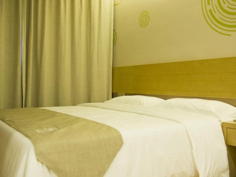 Greentree Inn Nantong Qidong Lvsi Harbour Express Hotel Exteriör bild